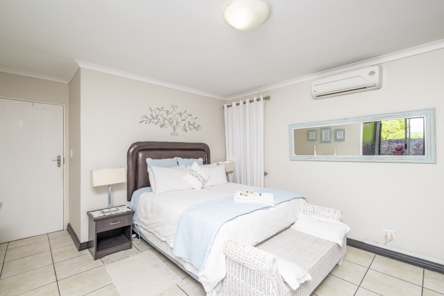 7 Bedroom Property for Sale in Eversdal Western Cape